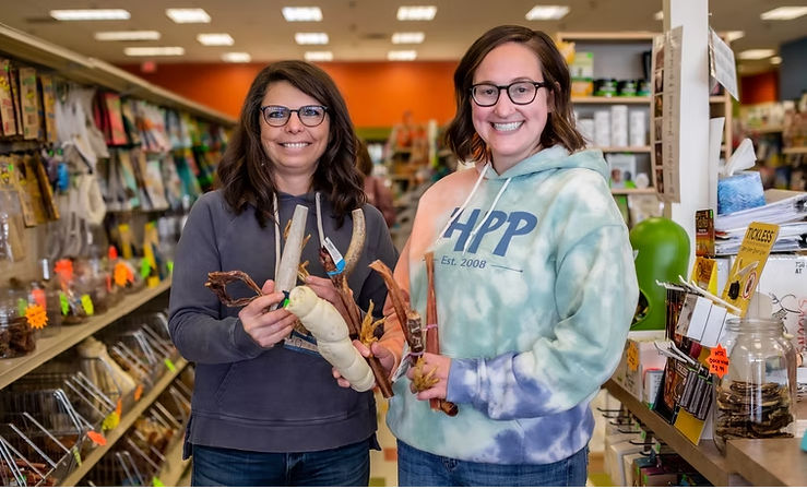 Coming Together to Celebrate Indie Pet Retailers